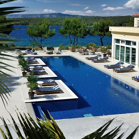 Hotel Antica-Seafront Hotel With Comfortable Rooms And Pool Stari Grad  Zewnętrze zdjęcie