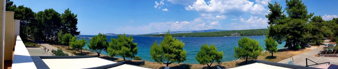 Hotel Antica-Seafront Hotel With Comfortable Rooms And Pool Stari Grad  Zewnętrze zdjęcie